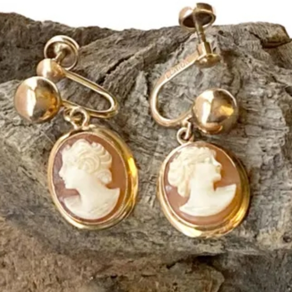 Vintage 10K Gold and Cameo Earrings